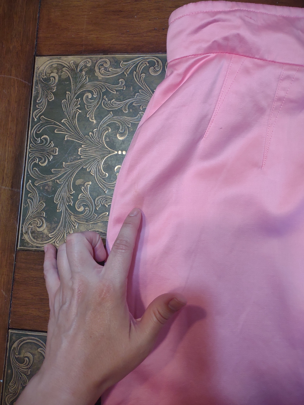 Escada Vintage Soft Pink High-Waist Pencil Skirt - Picture 12 of 12